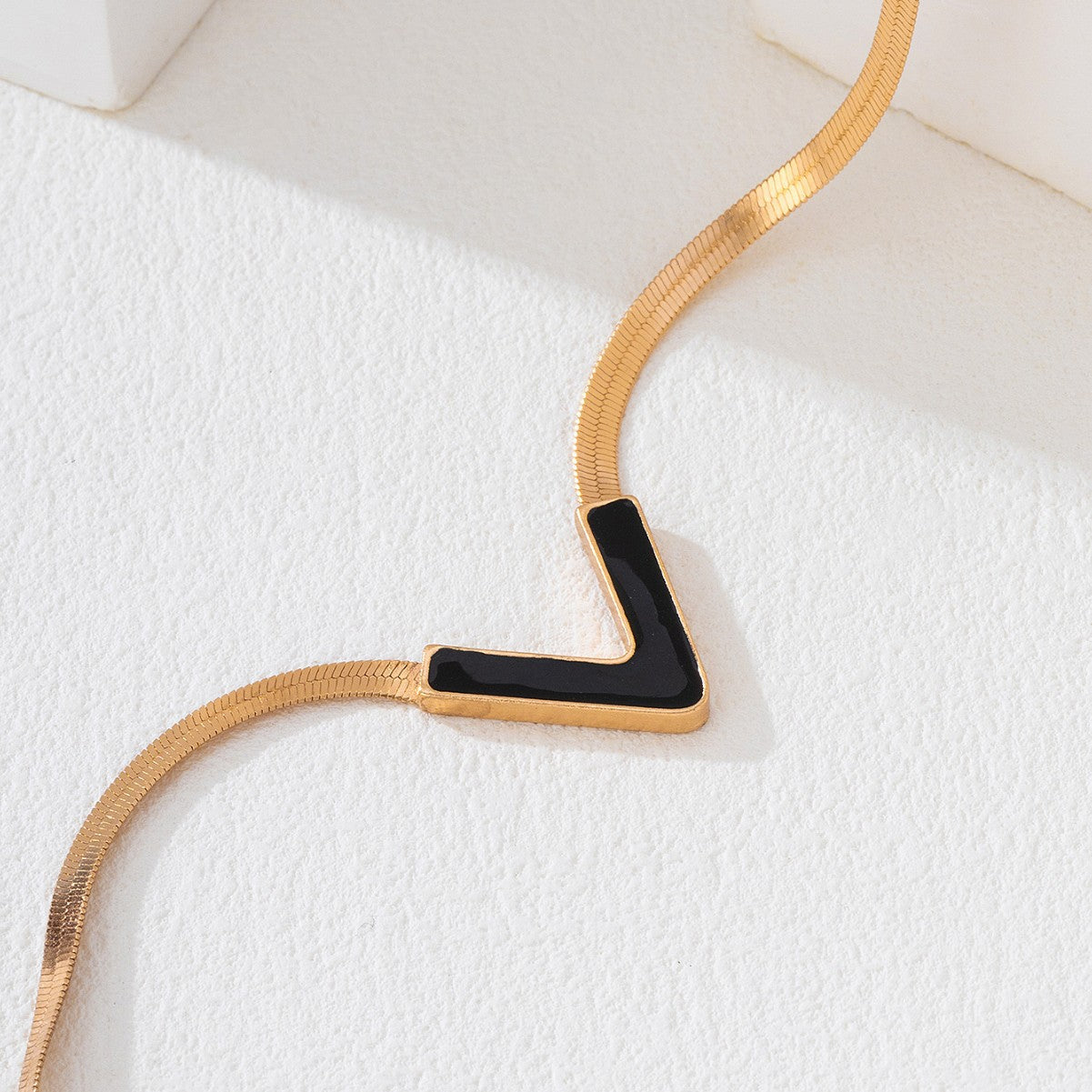 Stylish, Personalized Titanium Steel V-Shaped Necklace With A Sophisticated Look