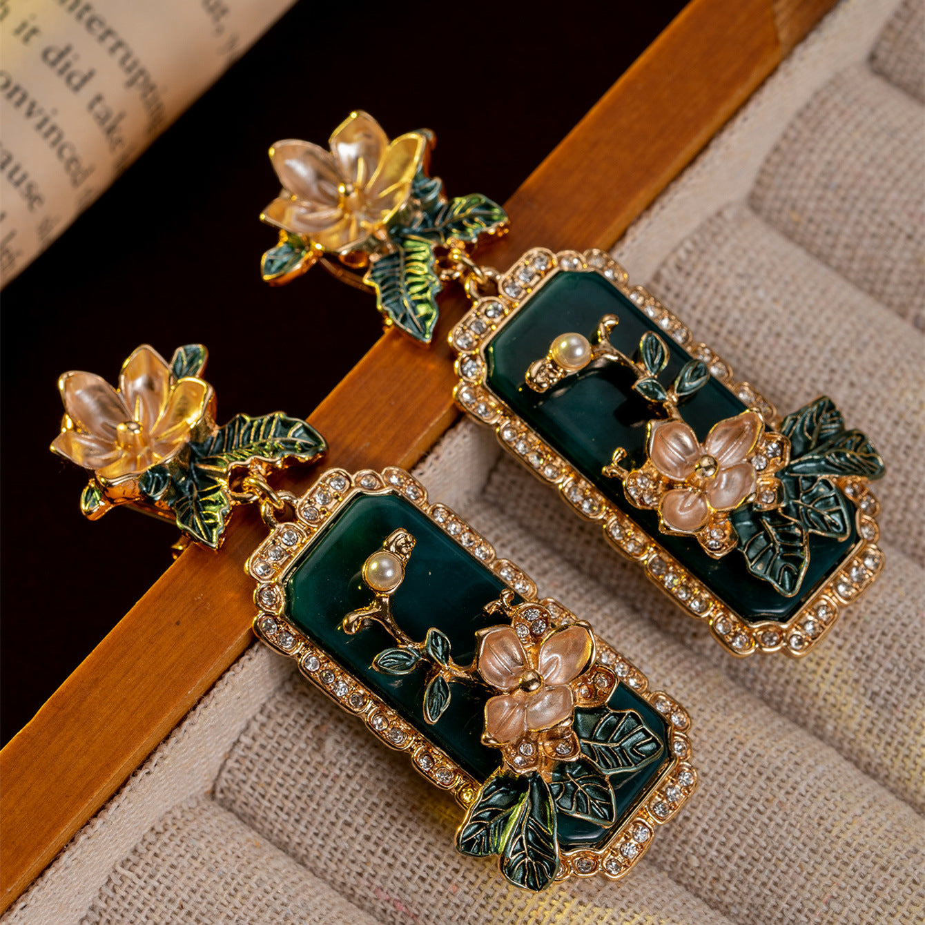 Medieval Court Style Retro Temperament Long Earrings