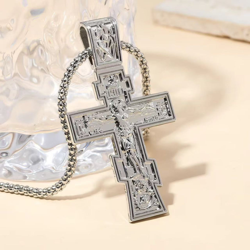 Versatile Alloy Pendant With A Distinctive Necklace