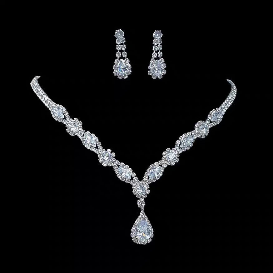 Full-Crystal Flashing Waterdrop Tassel Necklace And Earrings
